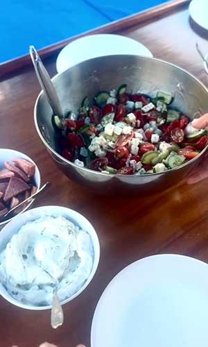 Discover Sifnos by boat cruise